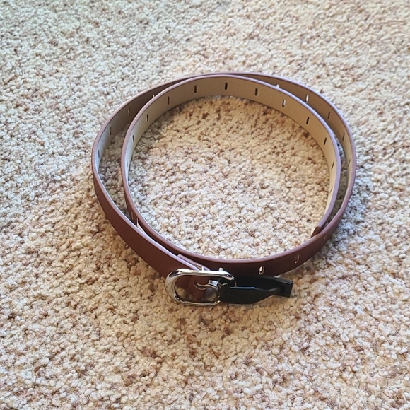 Steve Madden NWOT faux leather belt - Picture 3 of 12